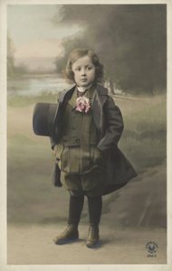 Ragazzo vestito formalmente da French Photographer